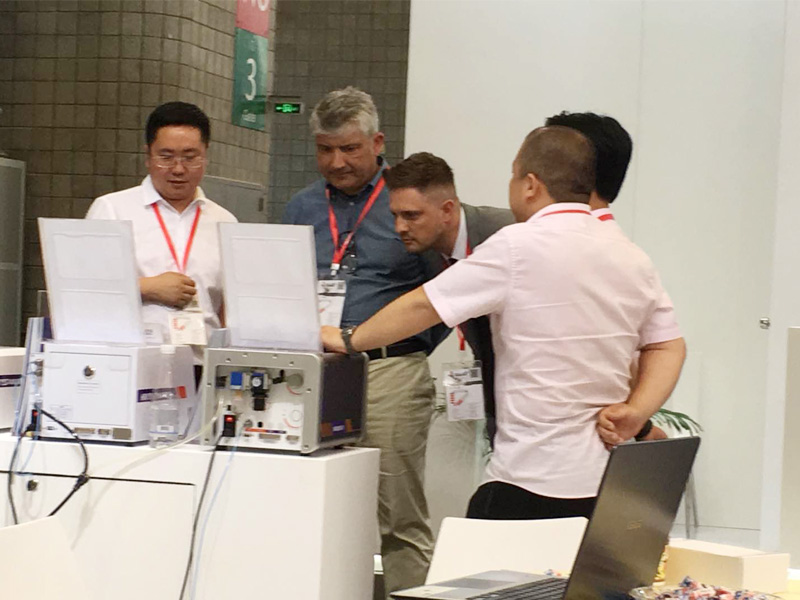 上海展会现场5.jpg