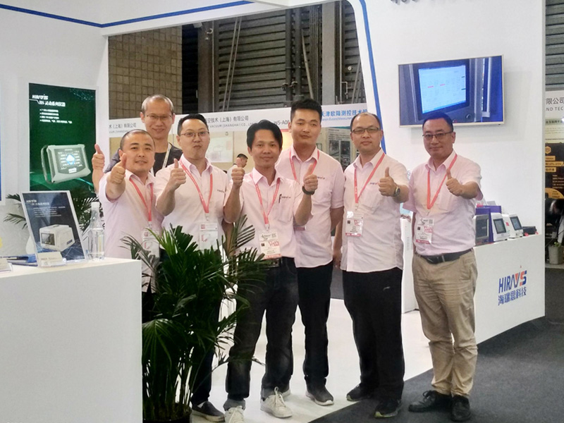 上海展会现场2.jpg